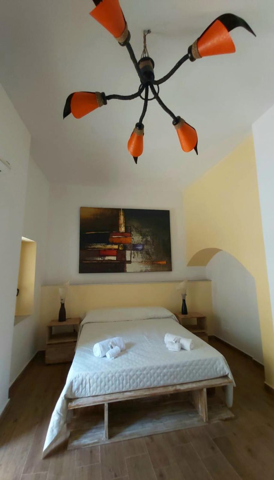 B&B I Viaggi Di Edo Crotone Bagian luar foto