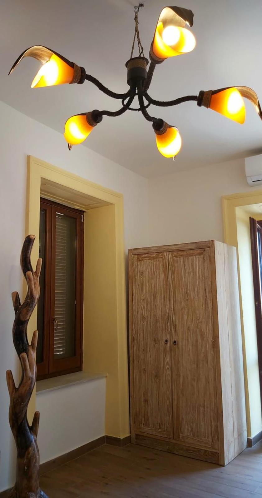 B&B I Viaggi Di Edo Crotone Bagian luar foto